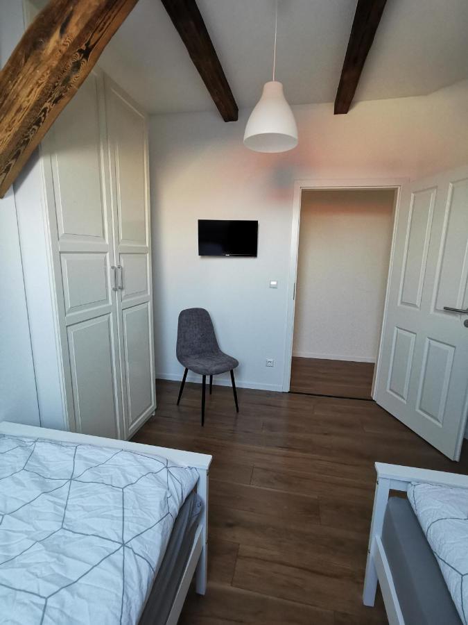 Fewo Rohleder De Mit 130M2 Und Garten Fuer 6Pers Mit 2 Bad Cottbus Exterior foto