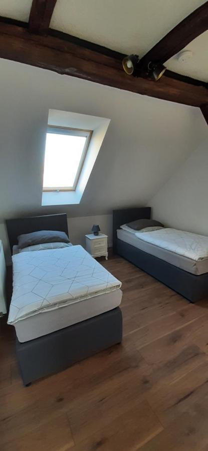Fewo Rohleder De Mit 130M2 Und Garten Fuer 6Pers Mit 2 Bad Cottbus Exterior foto